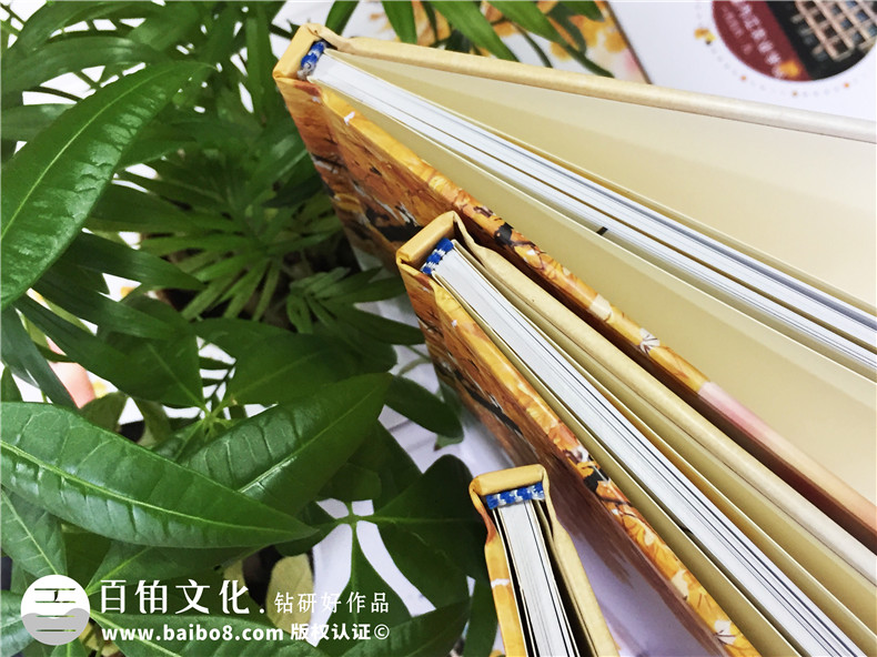 畢業(yè)30周年同學(xué)聚會(huì )紀念冊怎么做,相冊做好已無(wú)需編后感-內江農校