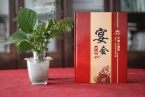 酒店菜單設計與制作-做酒店宴會(huì )菜譜畫(huà)冊知名的公司