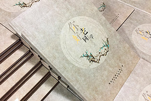 同學(xué)聚會(huì )相冊制作很復雜 在專(zhuān)業(yè)的相冊制作公司下完成很簡(jiǎn)單！